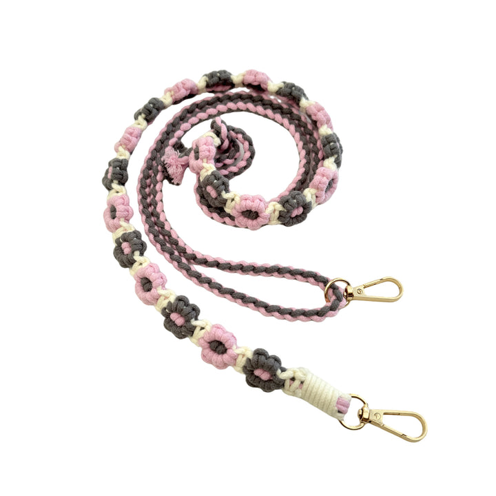 Macrame Pet Leash with Floral Detailing Kalsten