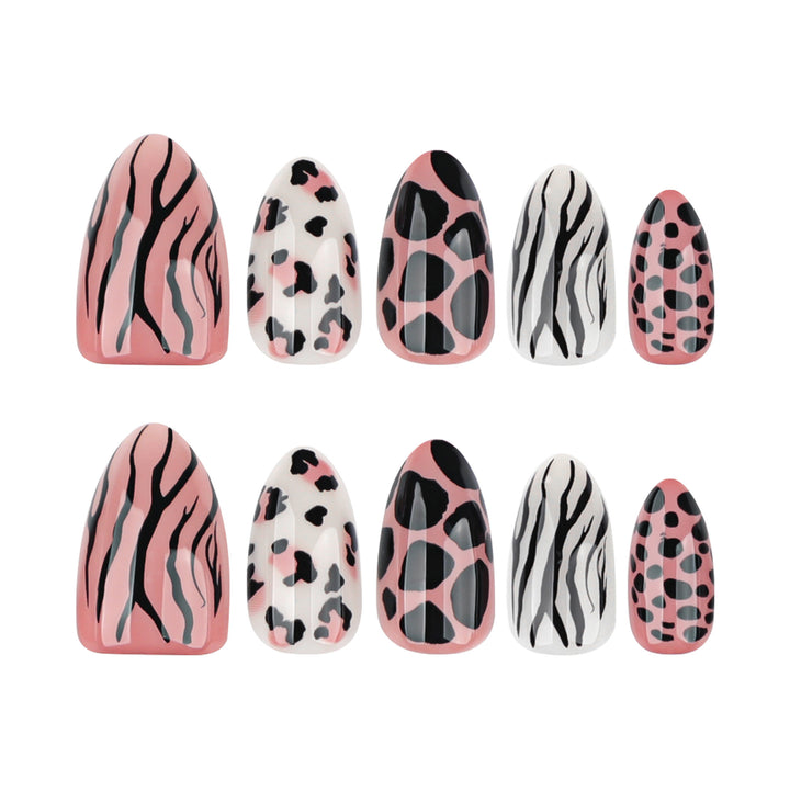 Artful nail art in animal design Kalsten