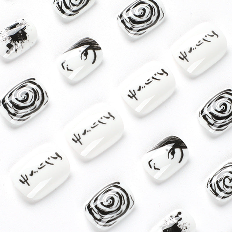 Creative Nail Art with Art Motif Kalsten