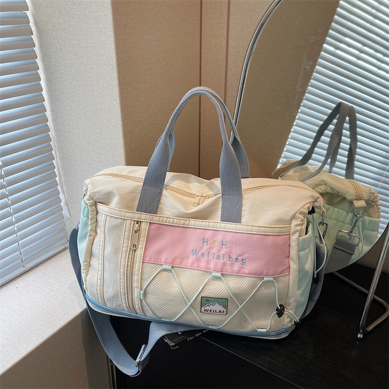 Sport and leisure duffle bag with innovative carrying system Kalsten