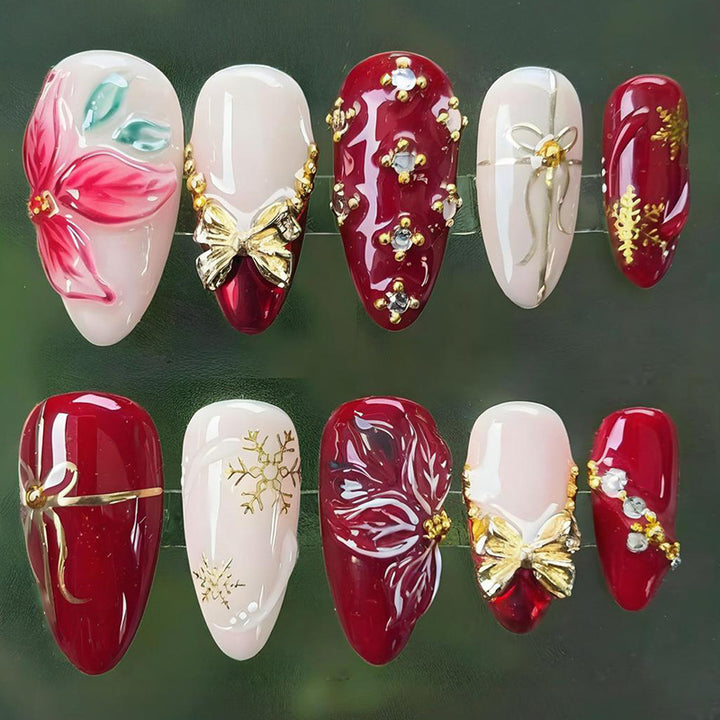 Artificial nail set with festive Christmas motifs and elegant embellishments Kalsten