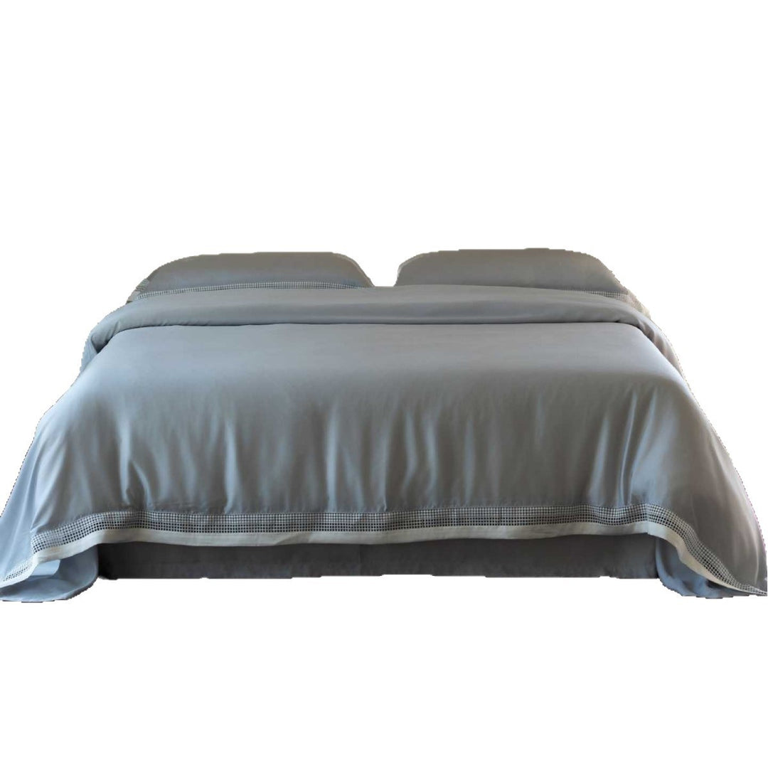 Luxurious bedding set made of cotton satin with lace border