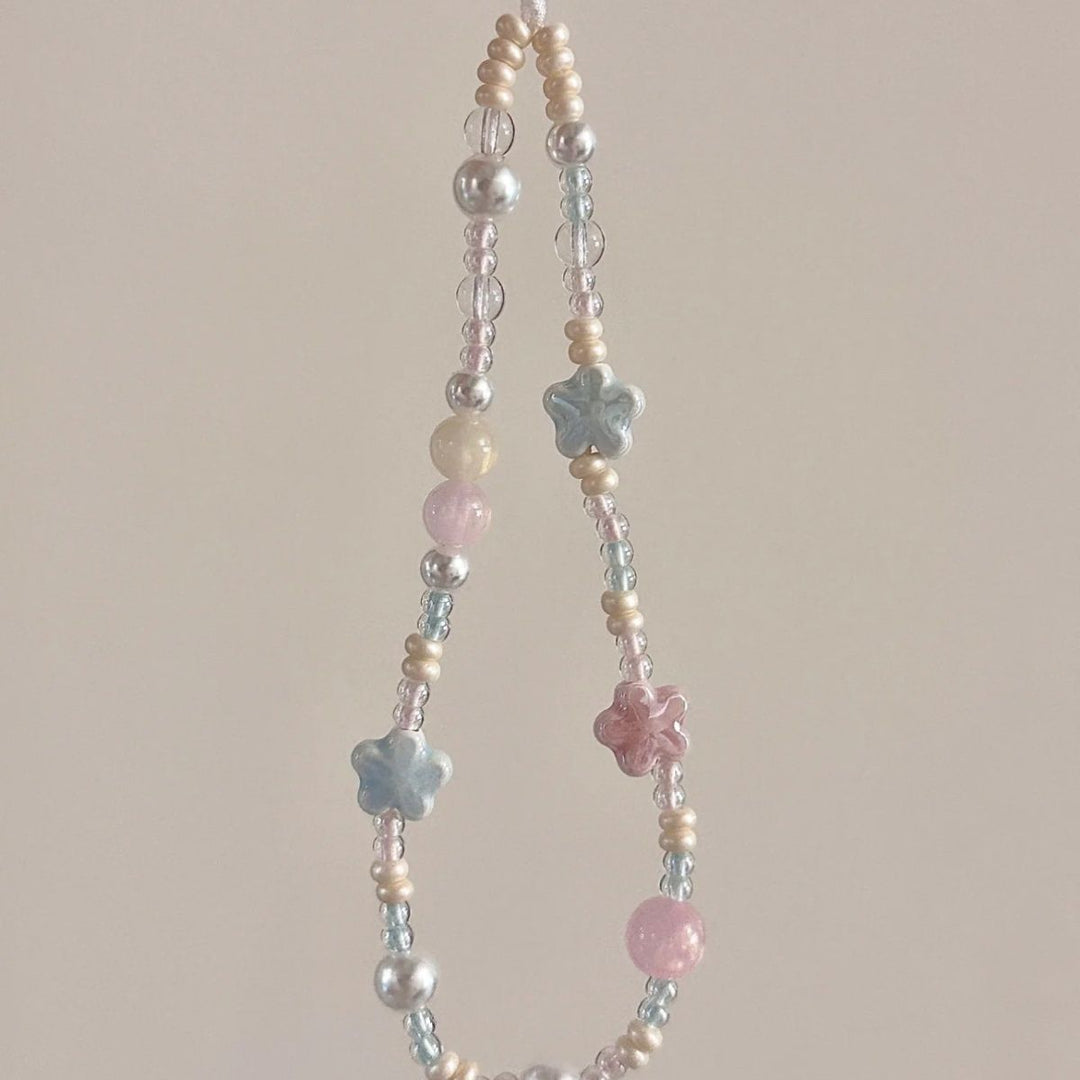 Flower-Inspired Beaded Phone Lanyard Kalsten