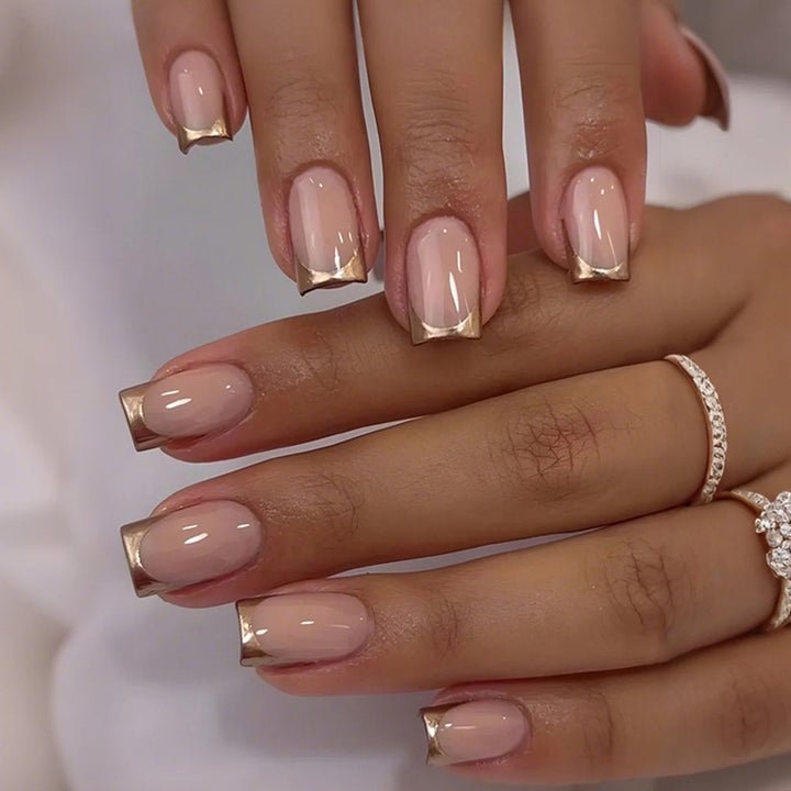 Nail art set with elegant gold French tip Kalsten