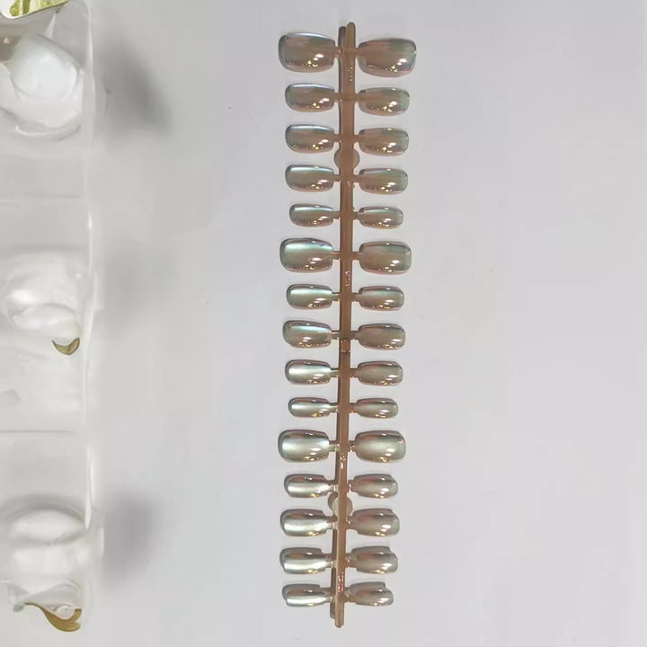 Iridescent Press-On Nail Tips Kalsten