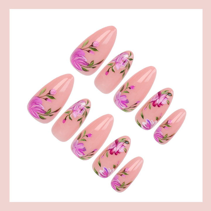 Artificial nail set with stylish floral design Kalsten
