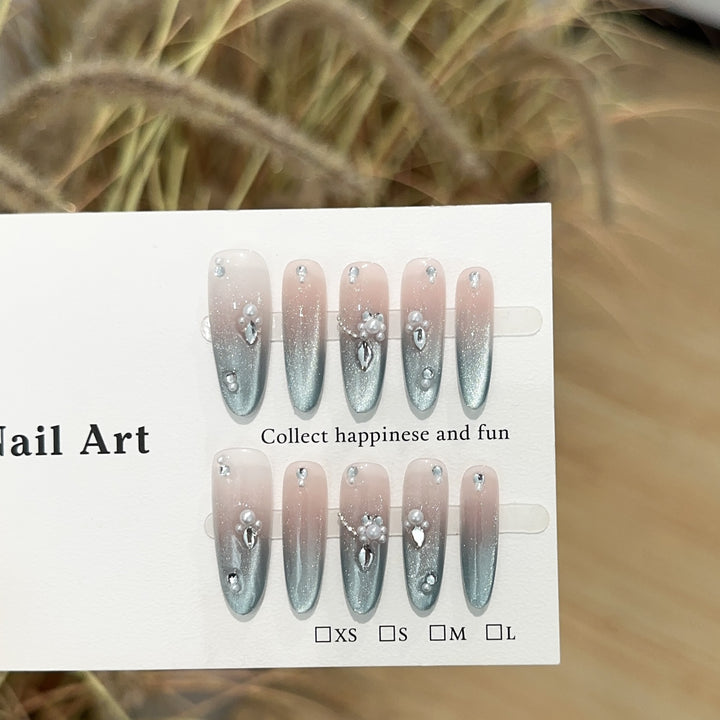 Elegant Gradient Press-On Nail Art Set