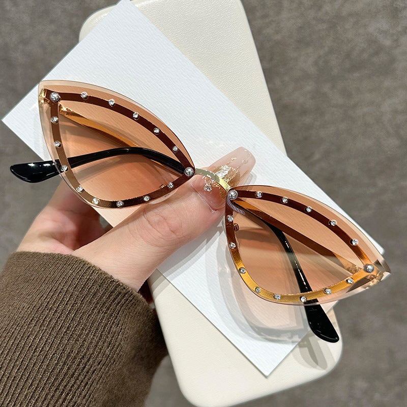 Rhinestone-Accented Cat Eye Fashion Sunglasses