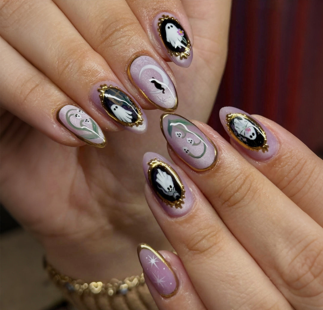 Artistic Halloween-Themed Press-On Nail Art Kalsten