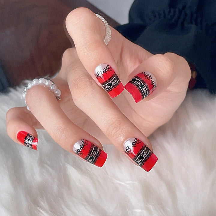 Decorative Press-On Nail Art Set