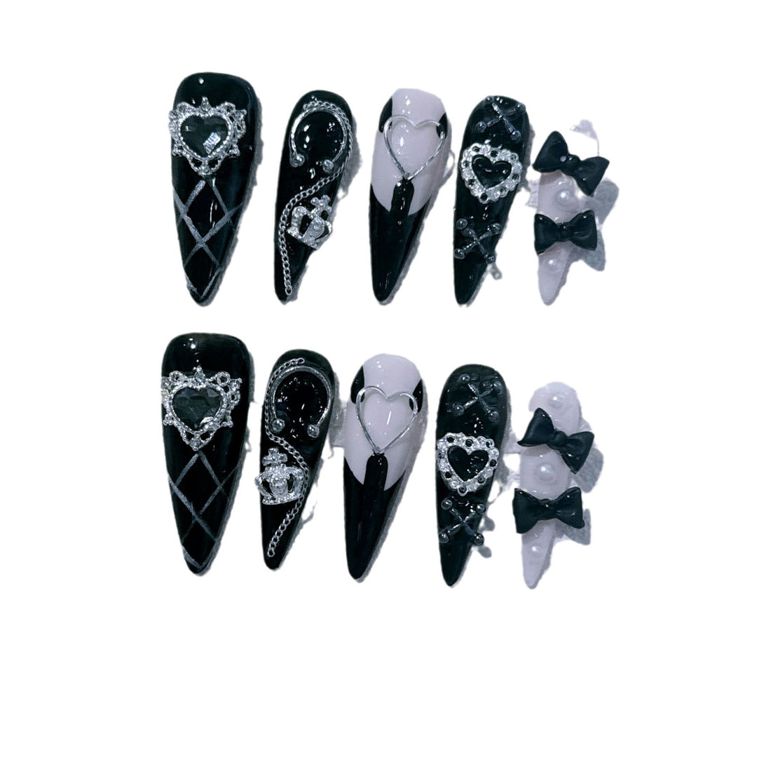 Glamorous Nail Art Extensions