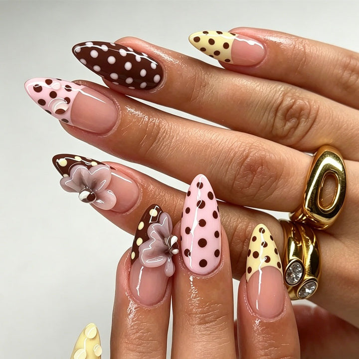 Creative nail art set with floral and polka dot design Kalsten