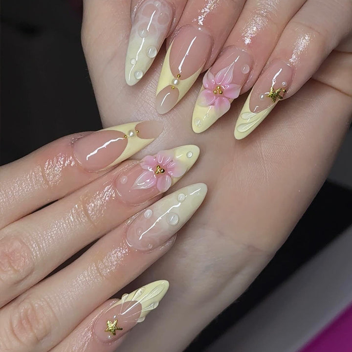 Floral-Themed Press-On Nail Art Set Kalsten