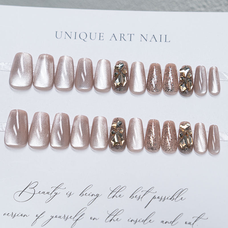 Glamorous Nail Art Extensions