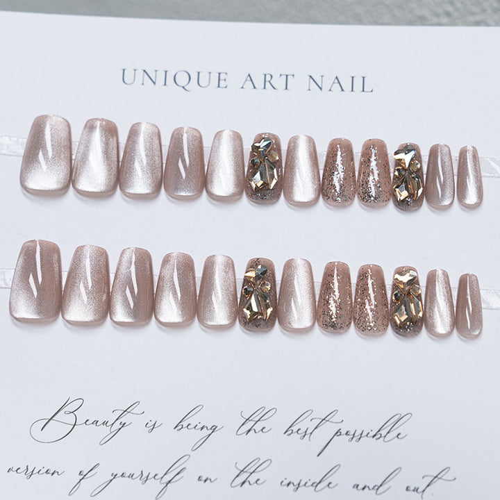 Glamorous Nail Art Extensions