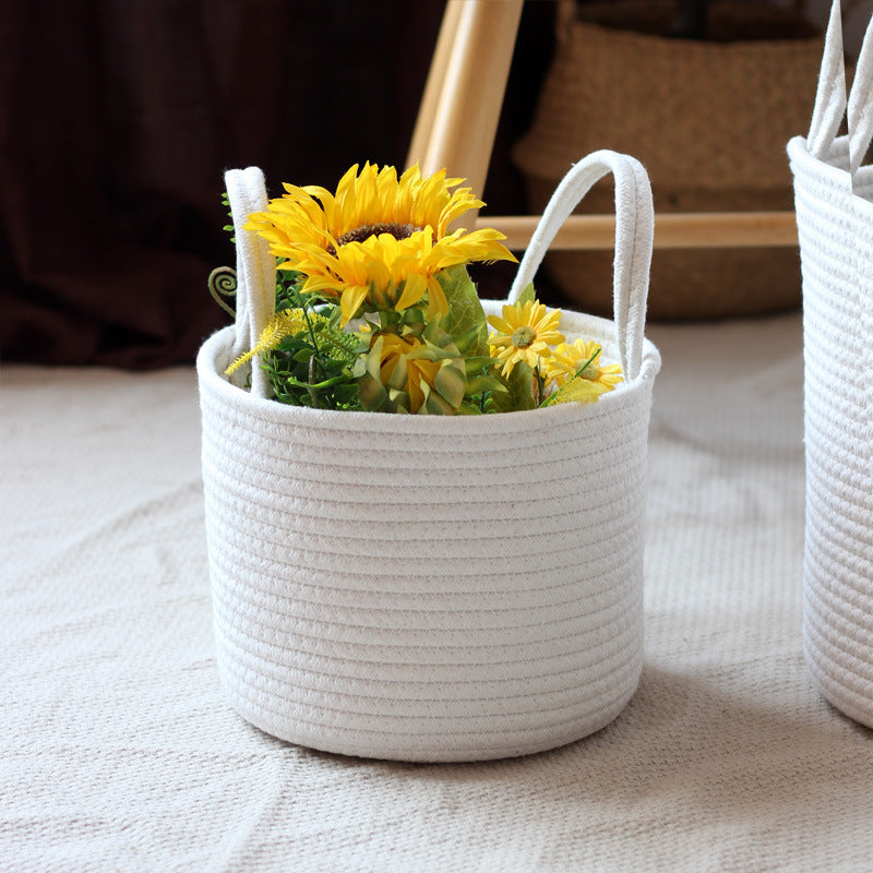 Stylish storage basket with handles Kalsten