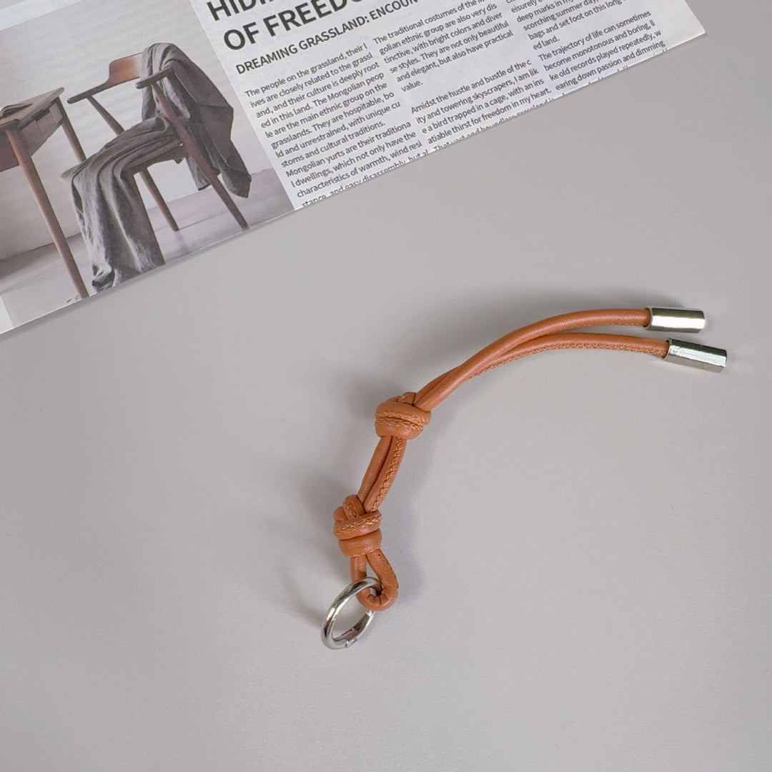 Stylish Leather Keychain Holder Kalsten
