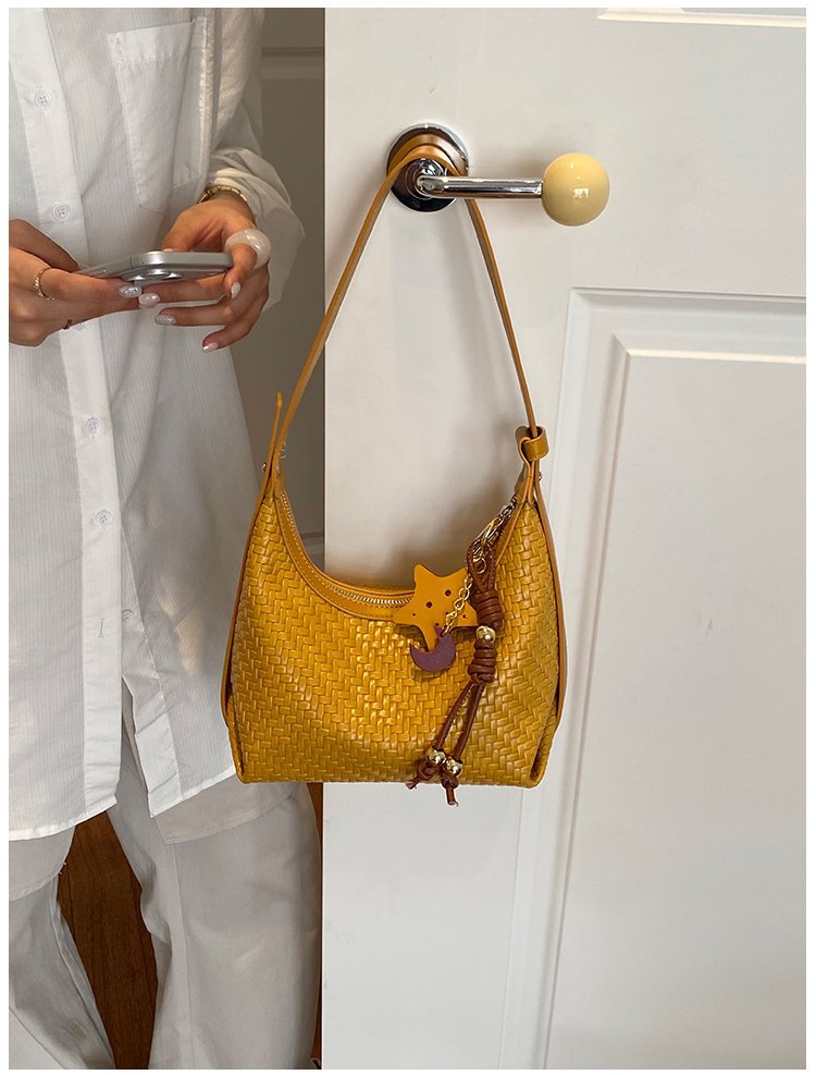 ven Leather Hobo Bag Kalsten