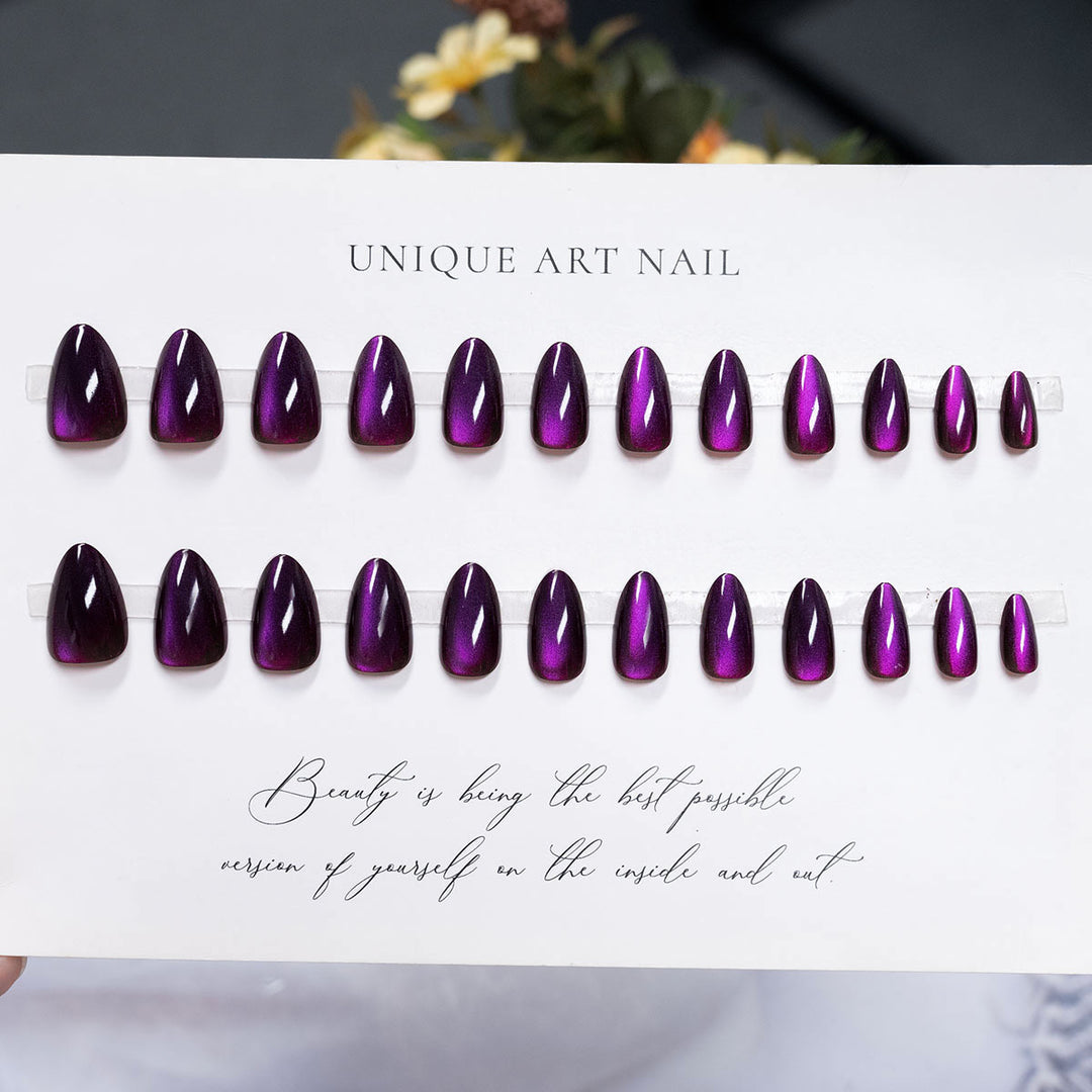Glossy Press-On Nail Art Set