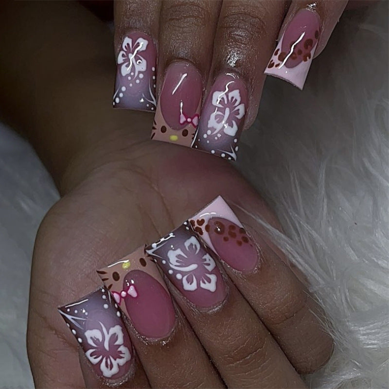 Artistic nail designs with floral accents Kalsten 1789124010