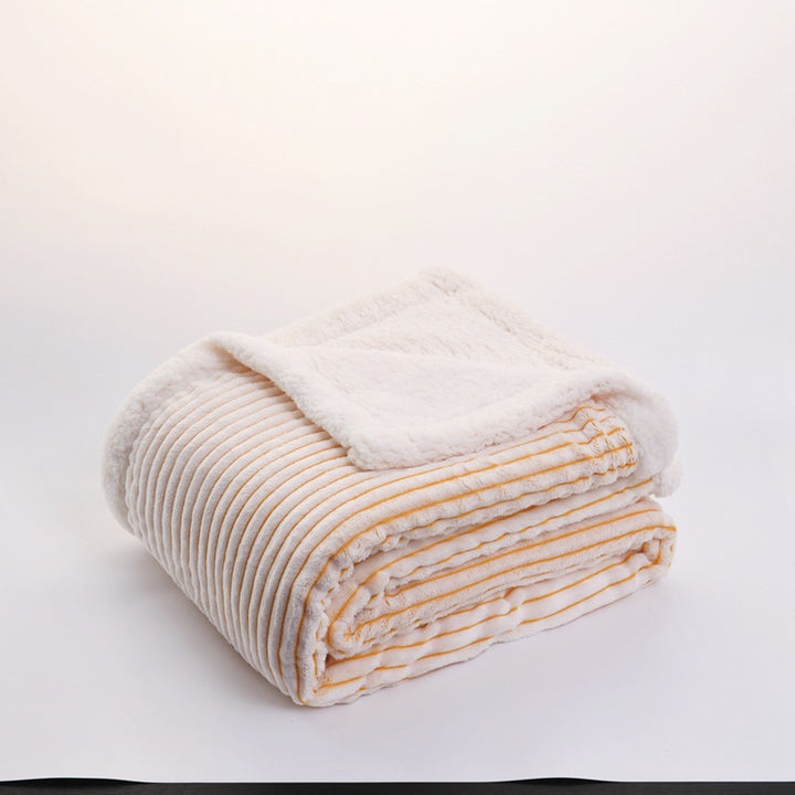 Women's luxurious and soft cuddle blanket with velvety surface Kalsten