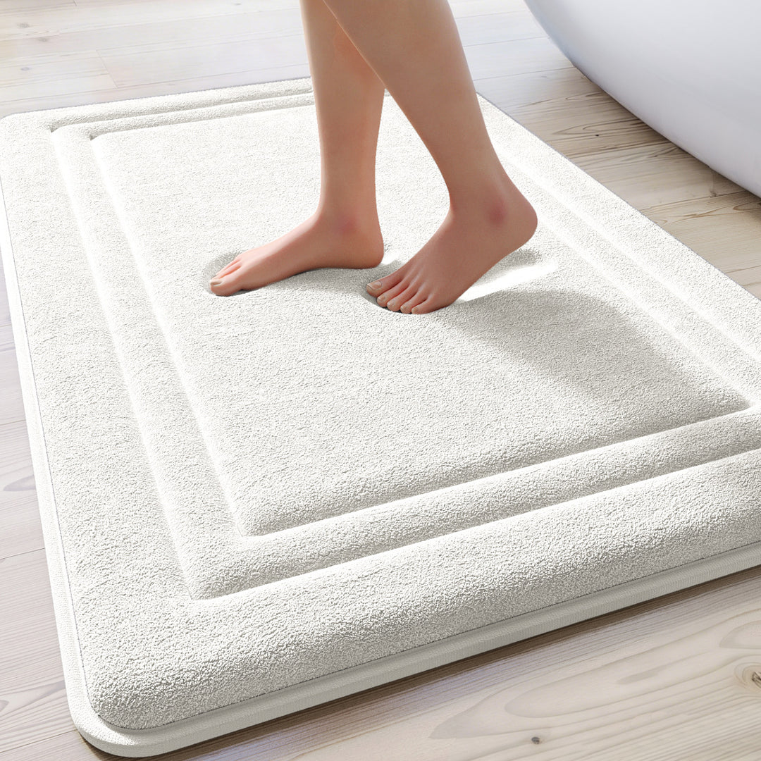 Ultra-Plush Water-Absorbent Bath Mat