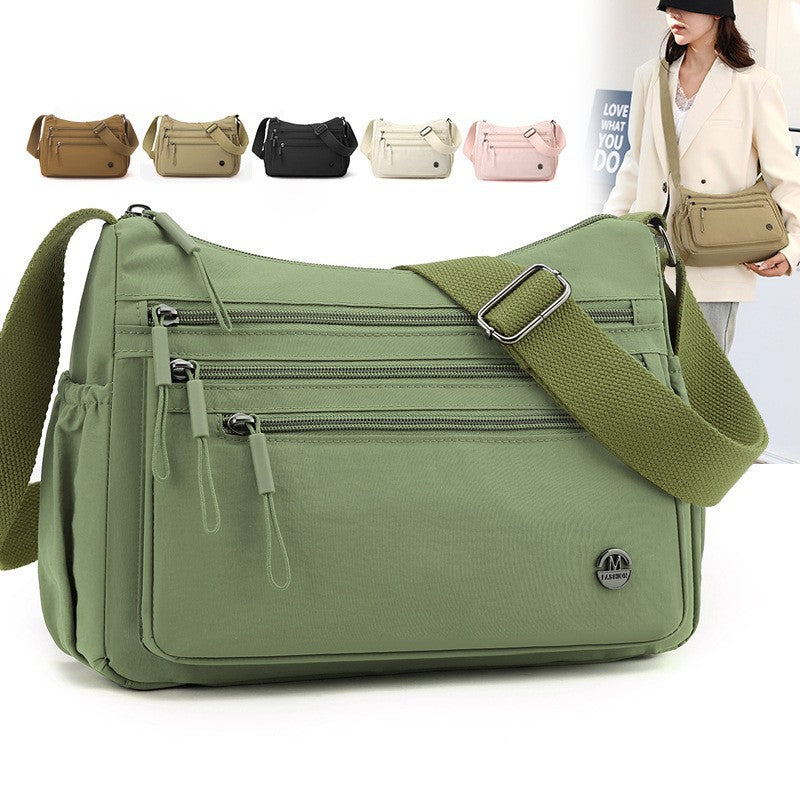 WoMulti-Pocket Practical Crossbody Bag