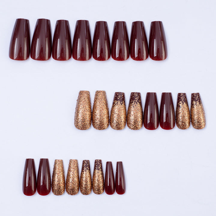Glamorous artificial nails with glitter and elegant embellishments Kalsten