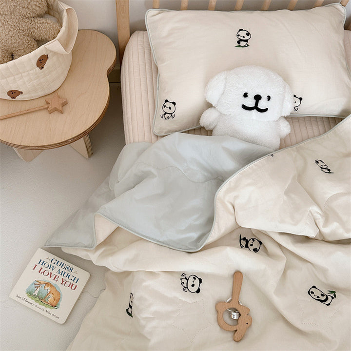 Unisex Cozy Blanket with Cute Panda Design Kalsten