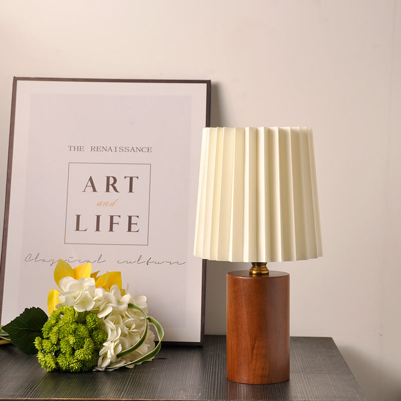 Modern Pleated Table Lamp