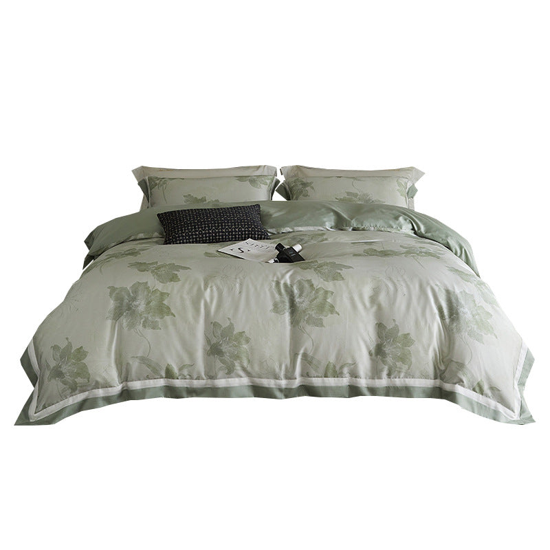 Bedding set made of cotton satin with large floral print and fine hem