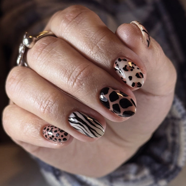Artful nail art in animal design Kalsten