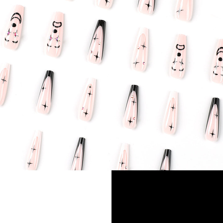 Nail art with heart and lip designs Kalsten
