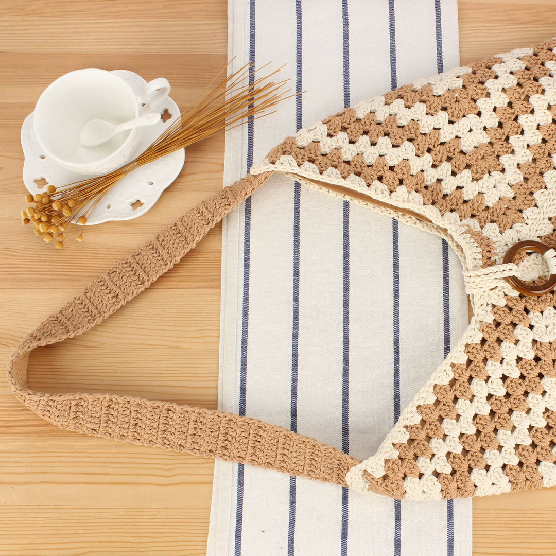 Handbag in Stylish Chevron Design Kalsten