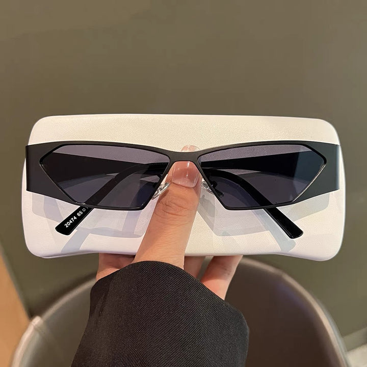 Designer sunglasses with angular frame Kalsten