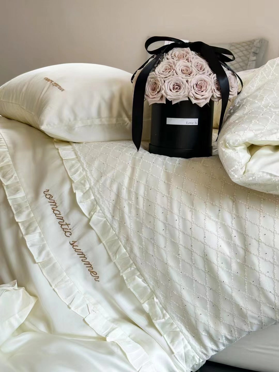 Satin bedding set