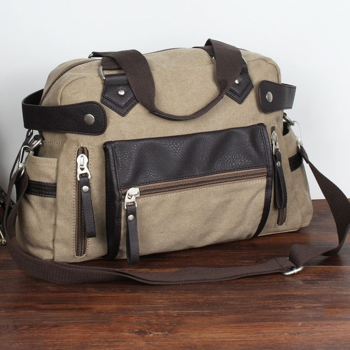 Shoulder bag with multiple compartments and comfortable carrying system Kalsten