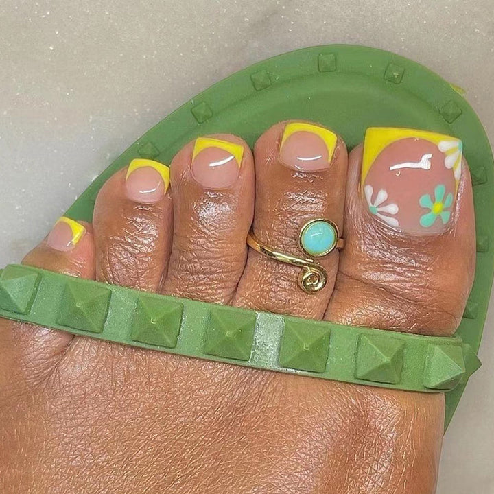 Decorative Floral Press-On Toenails