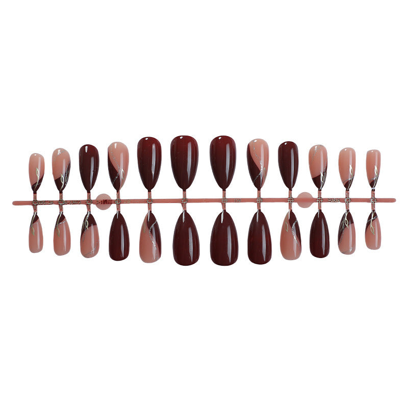 Nail set with glossy finish and elegant designs Kalsten