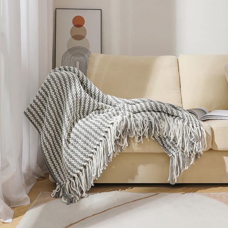 Decorative Throw Blanket Kalsten