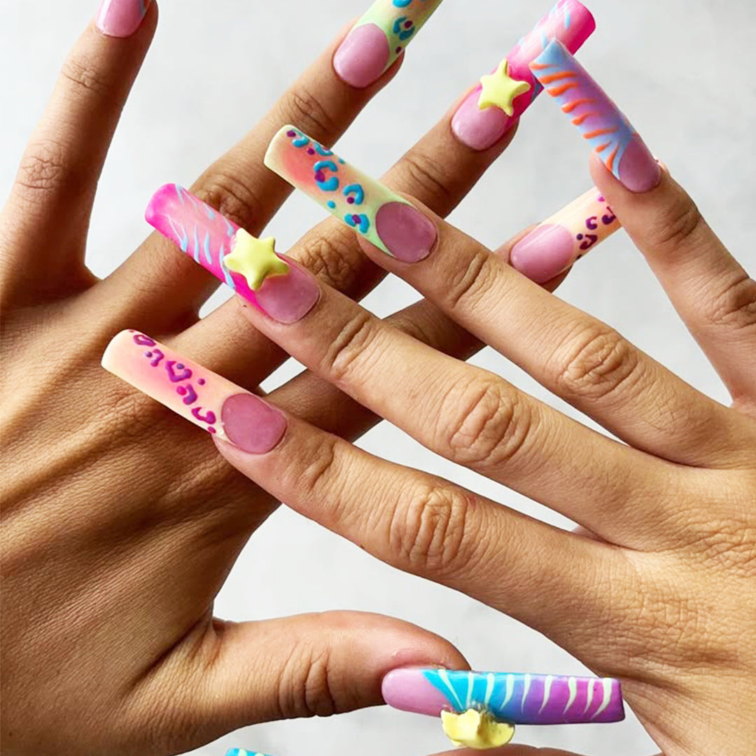 Artistic Press-On Nails with Vibrant Patterns Kalsten