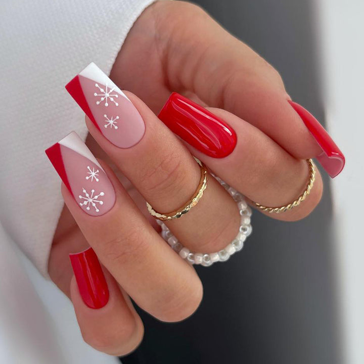 Glamorous Heart-Accent Nail Art Extensions