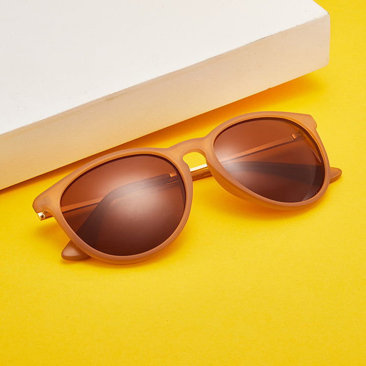 Women's fashionable and elegant sunglasses with high-quality plastic frame and mirrored lenses Kalsten