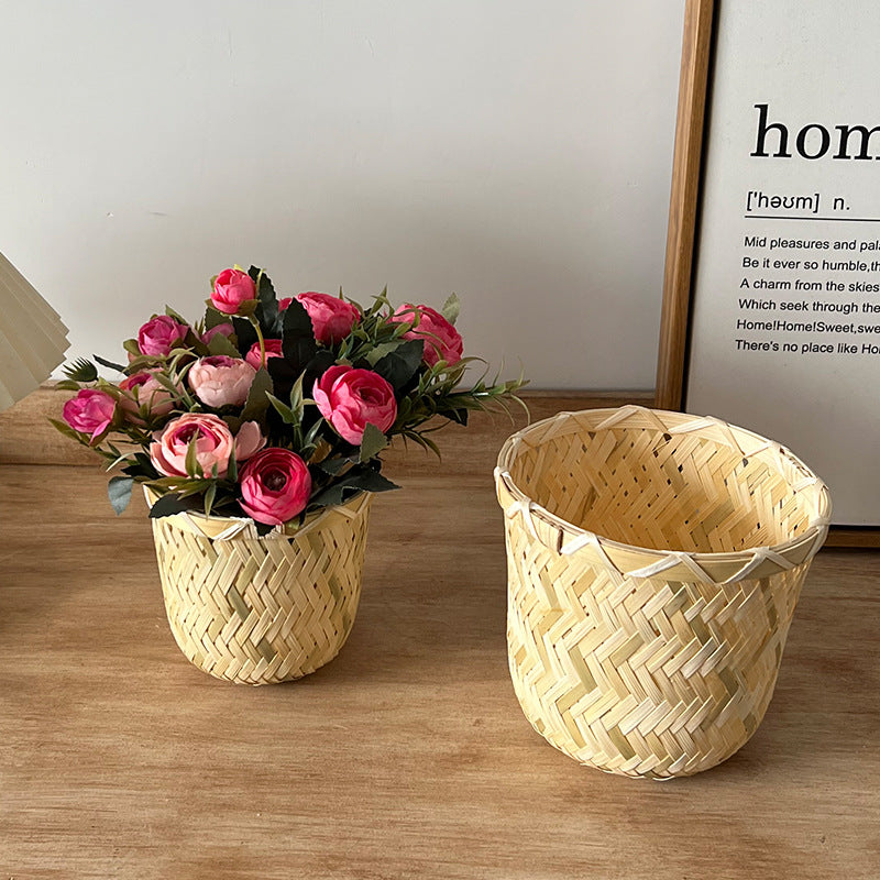 Handcrafted storage basket made of bamboo fiber Kalsten