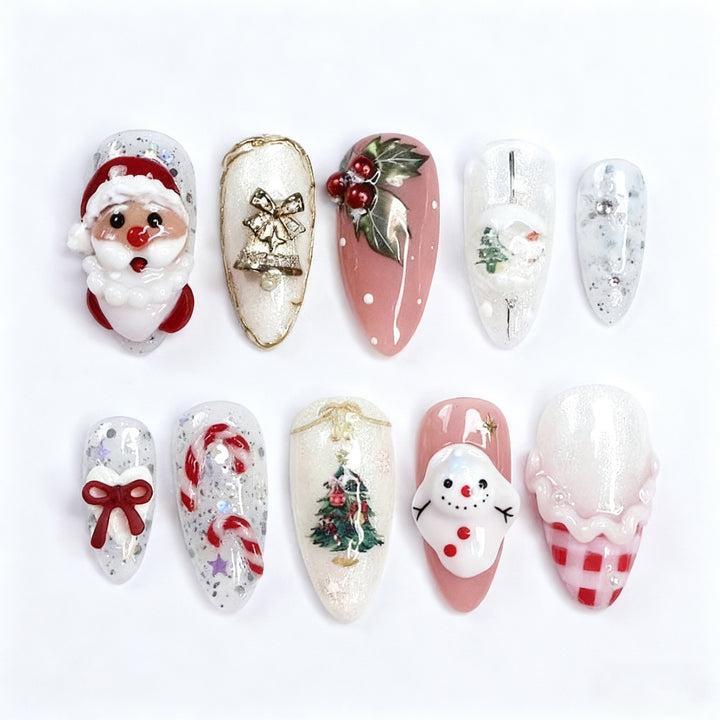 Acrylic nail set with glamorous golden accents Kalsten