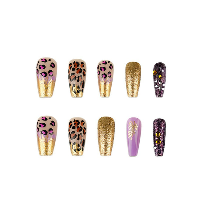 Artificial nails in stylish leopard design with luxurious glitter accents Kalsten