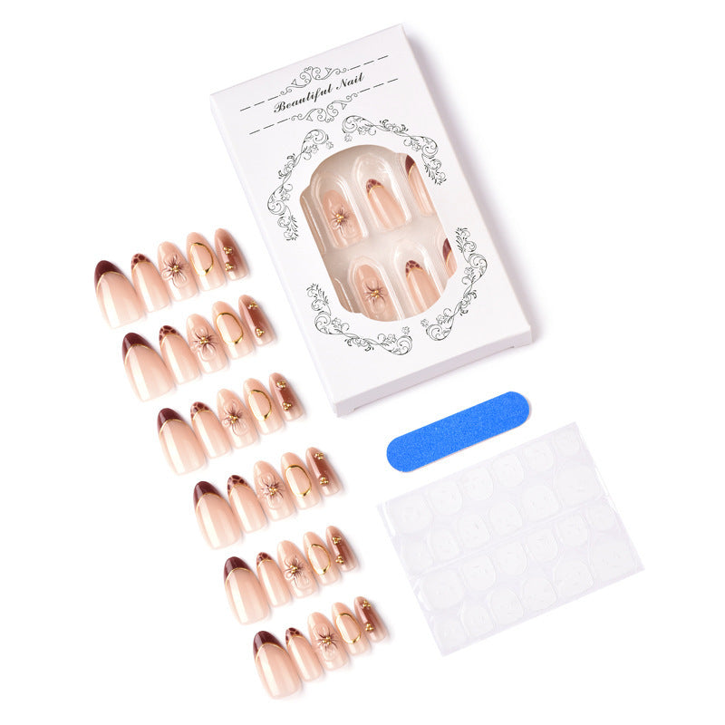 Artificial Nail Set with Floral and Elegant Gold Decorations Kalsten