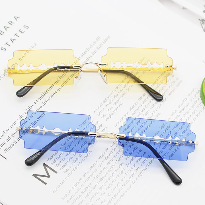 Women's Fashionable Retro Sunglasses in Unique Design Kalsten