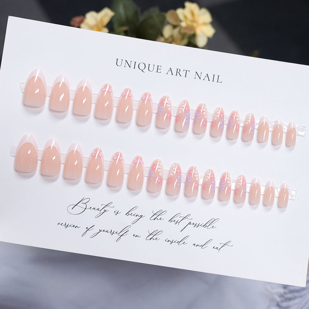 Elegant Articulated Press-On Nail Set