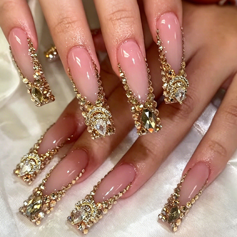 Nail art set with glamorous rhinestone accents Kalsten